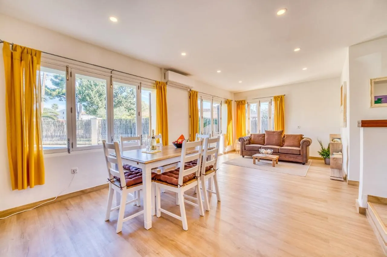 Ideal Property Mallorca - Villa Jardi Alcúdia 0*,  Spagna